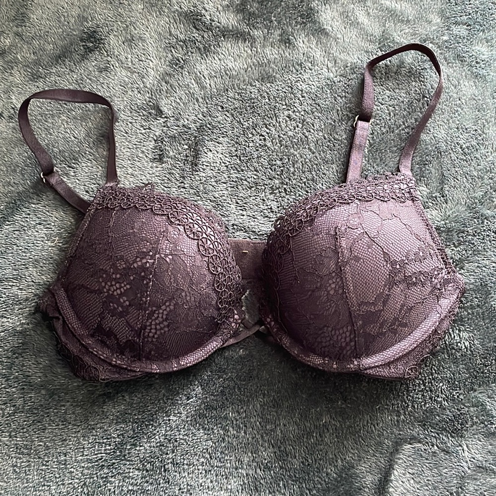 New without tags- Victoria’s Secret Black Lace Bombshell Bra